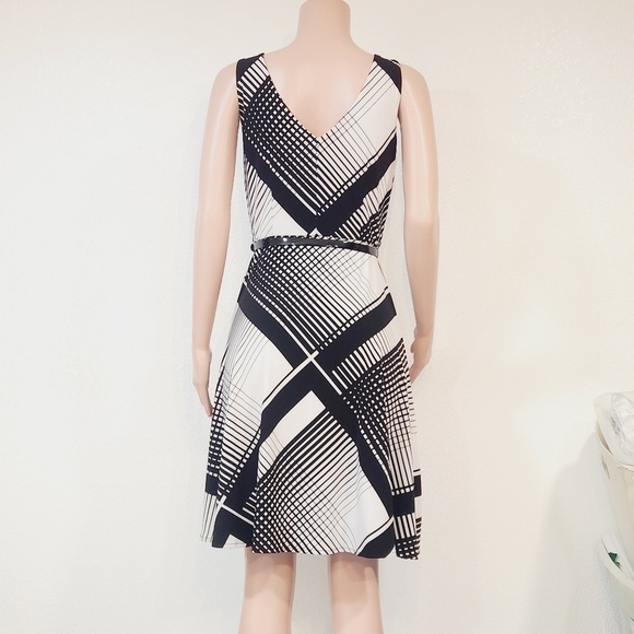 WHBM Cowl‑Neck Check Dress | Black‑&‑White Sleeveless A‑Line Size 4 - Picture 6 of 12